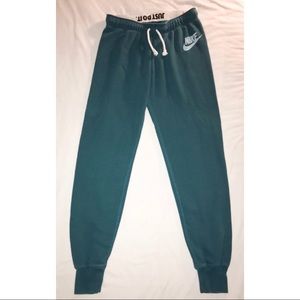 Nike Joggers
